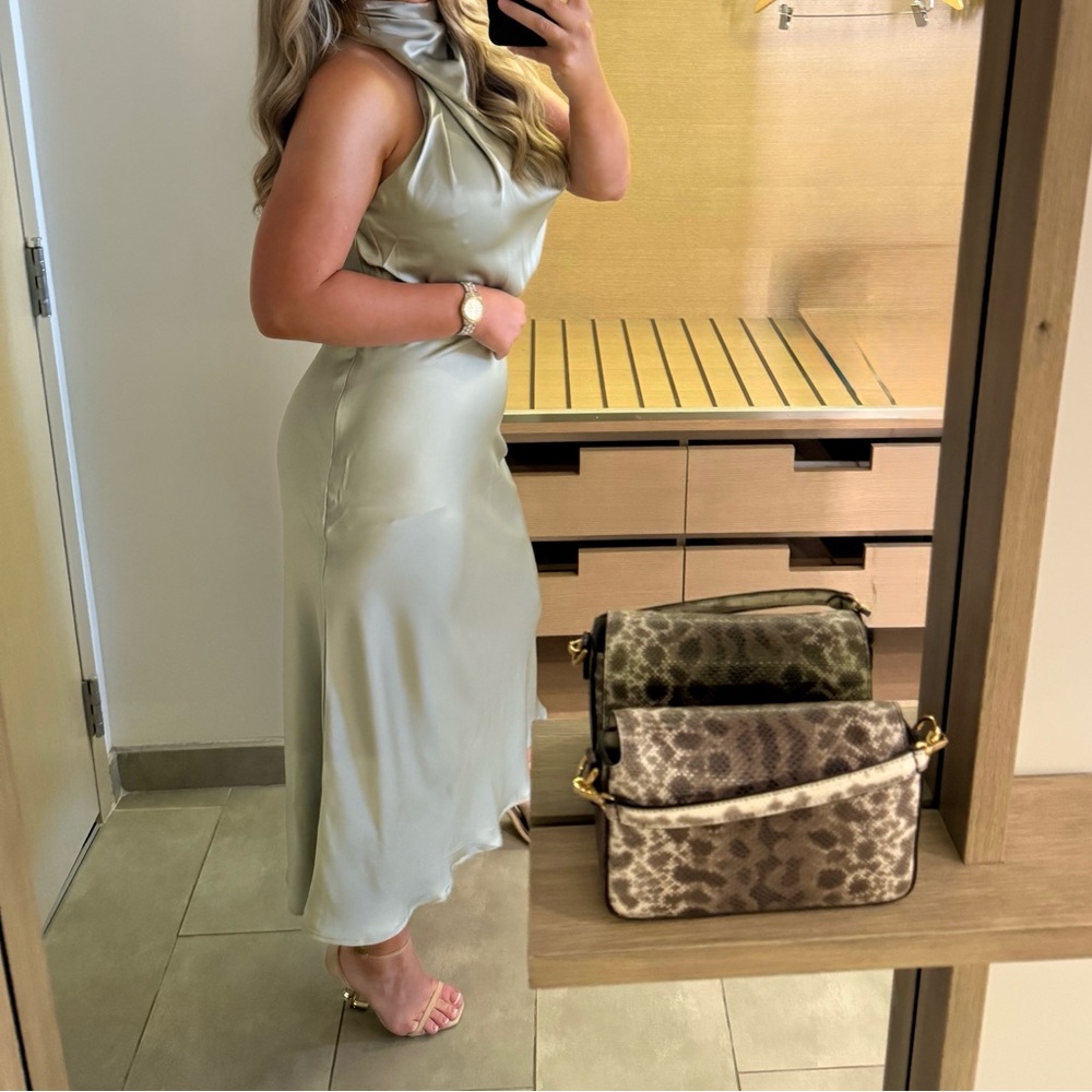 Elegant Women's Sleeveless Top in Sage Green